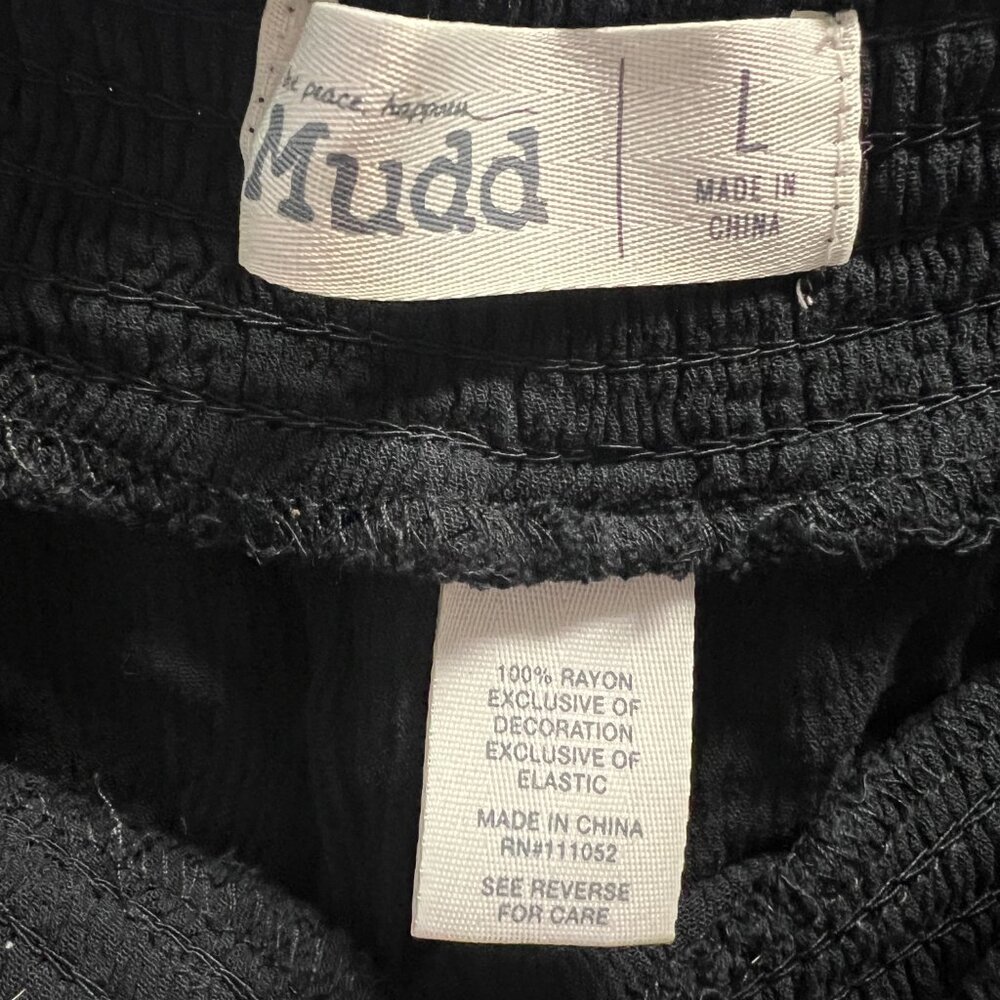 Mudd Lace Trim Drawstring Waist Shorts - Picture 3 of 6